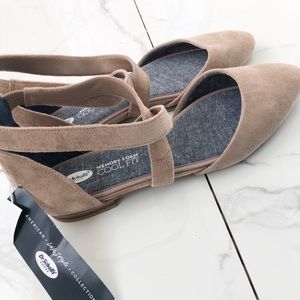 🍃NWT Size 9 flats new with tags